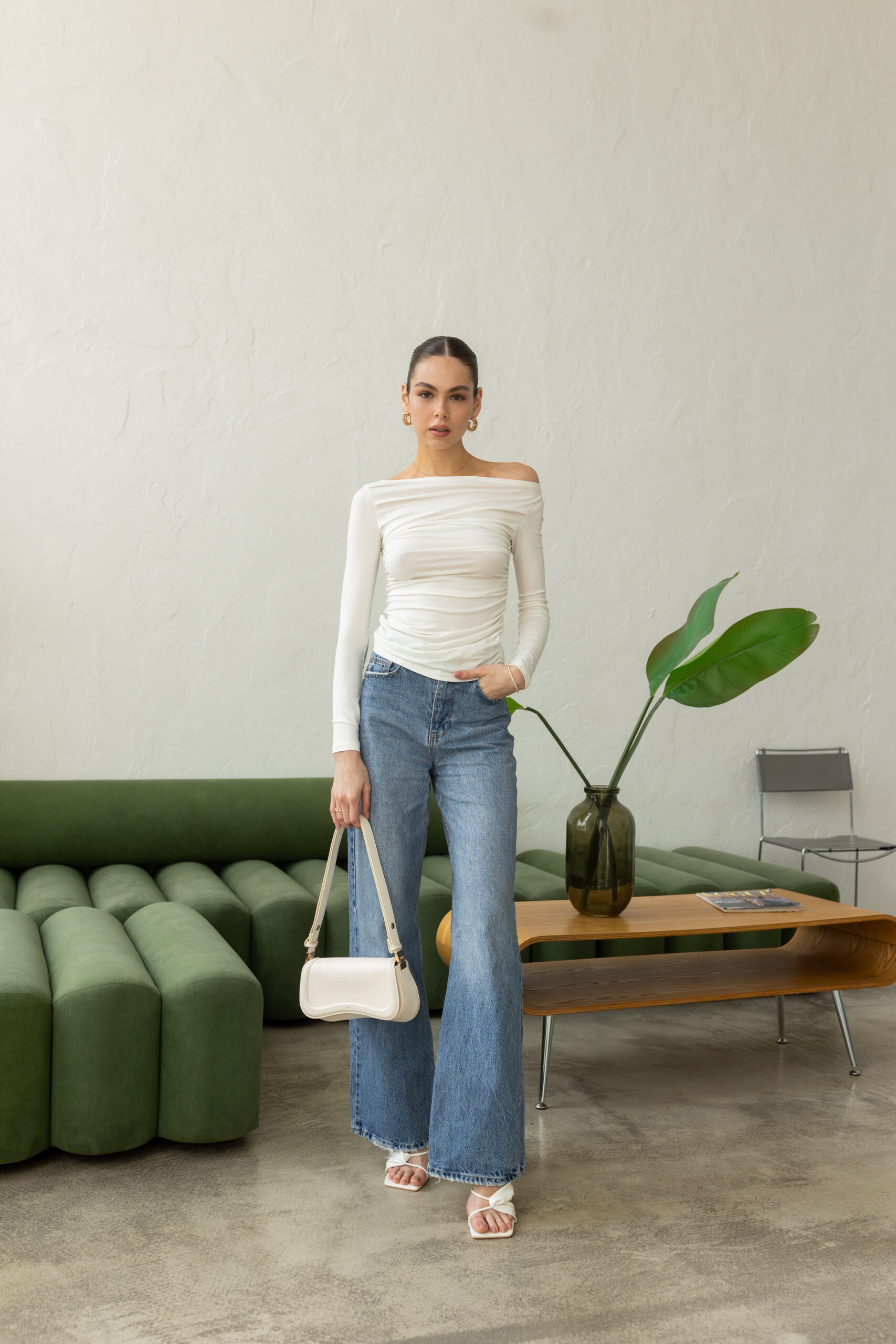 Лонгслив молочний з драпіруванням - Зображення 3